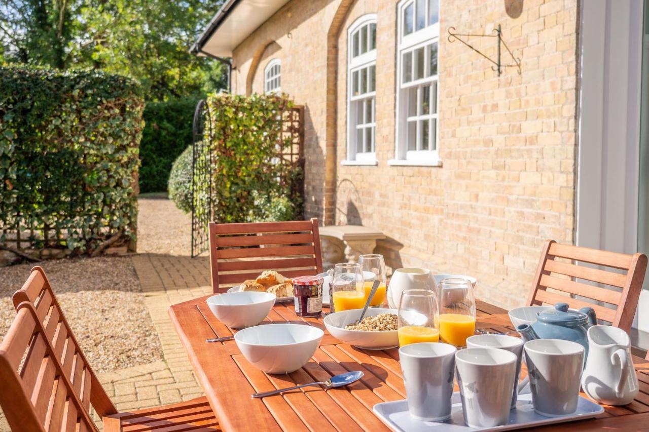 Maltings Lodge Chelsworth Екстер'єр фото