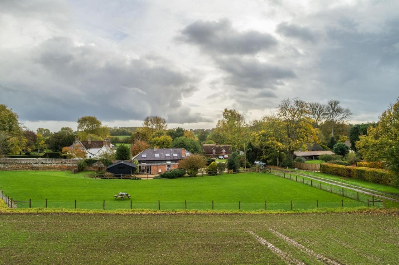 Maltings Lodge Chelsworth Екстер'єр фото